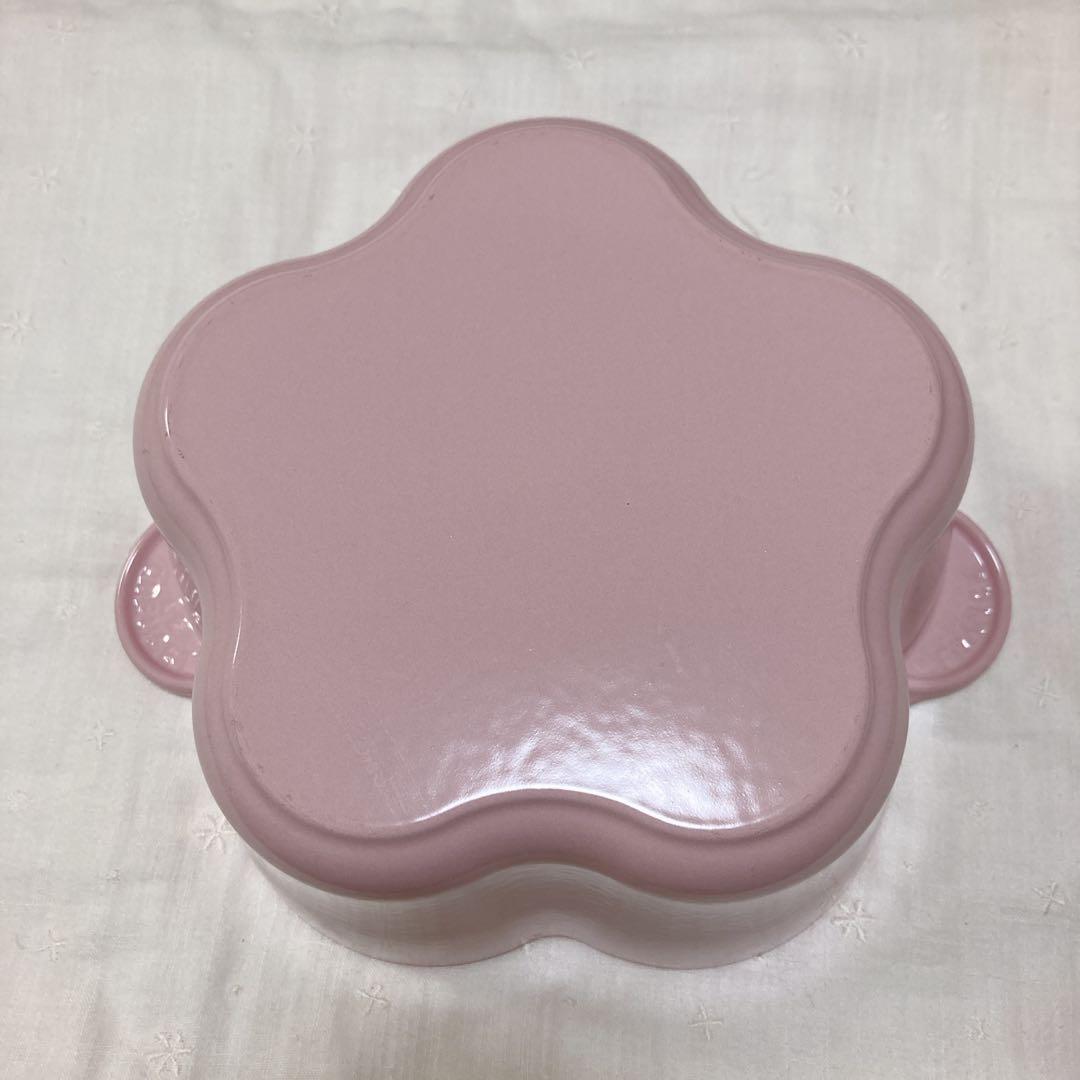 LE CREUSET ココットフルール　20㎝ シフォンピンク
