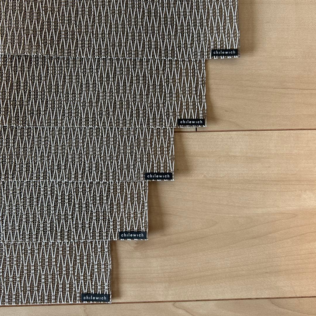 チルウィッチ　ランチョンマットx 5枚 新品/タグ付き