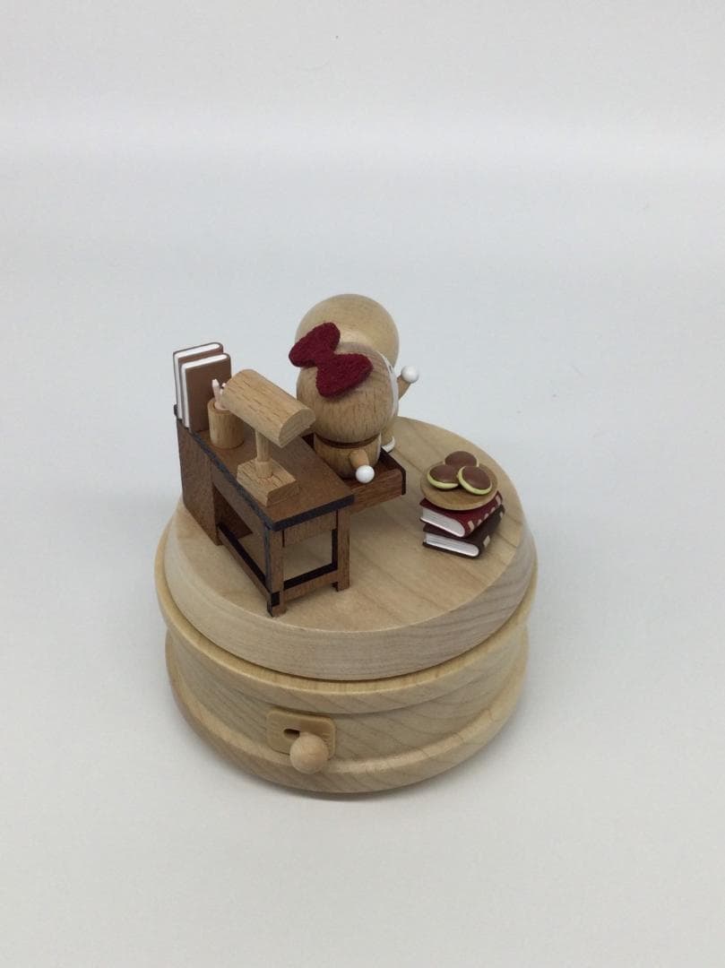 「絶版」　ドラえもん　木製オルゴール　（数量限定販売）