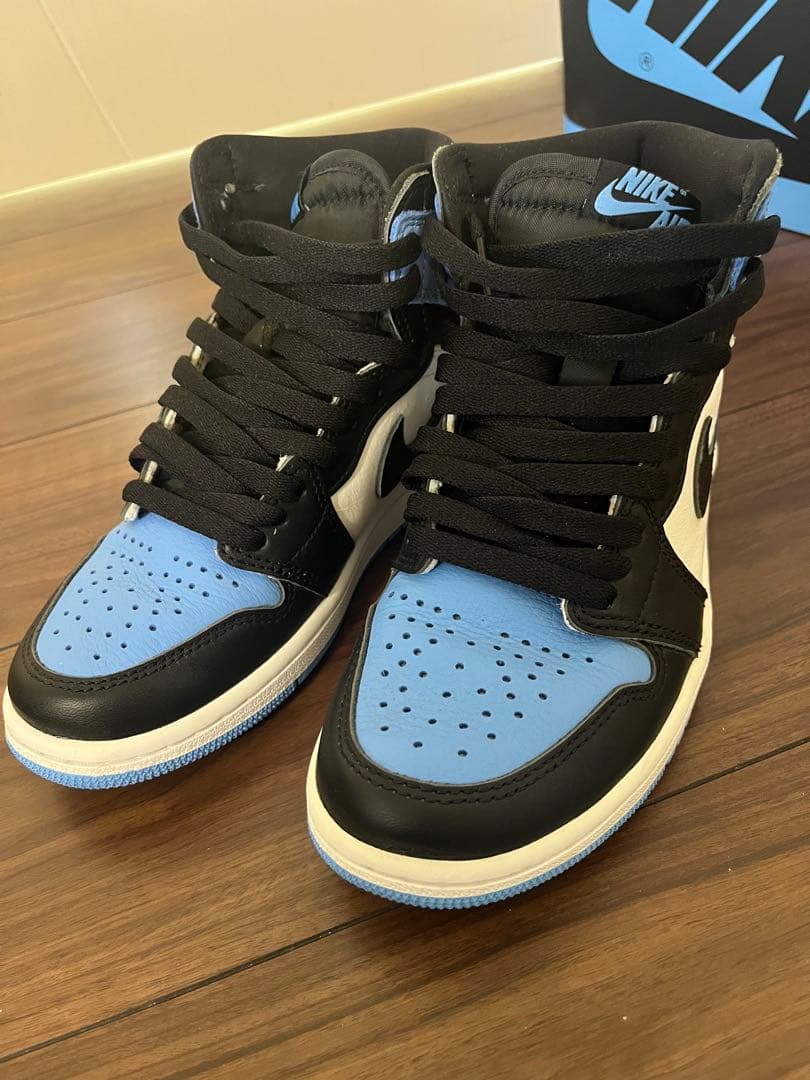 NIKE Air Jordan 1 ユニバーシティブルー