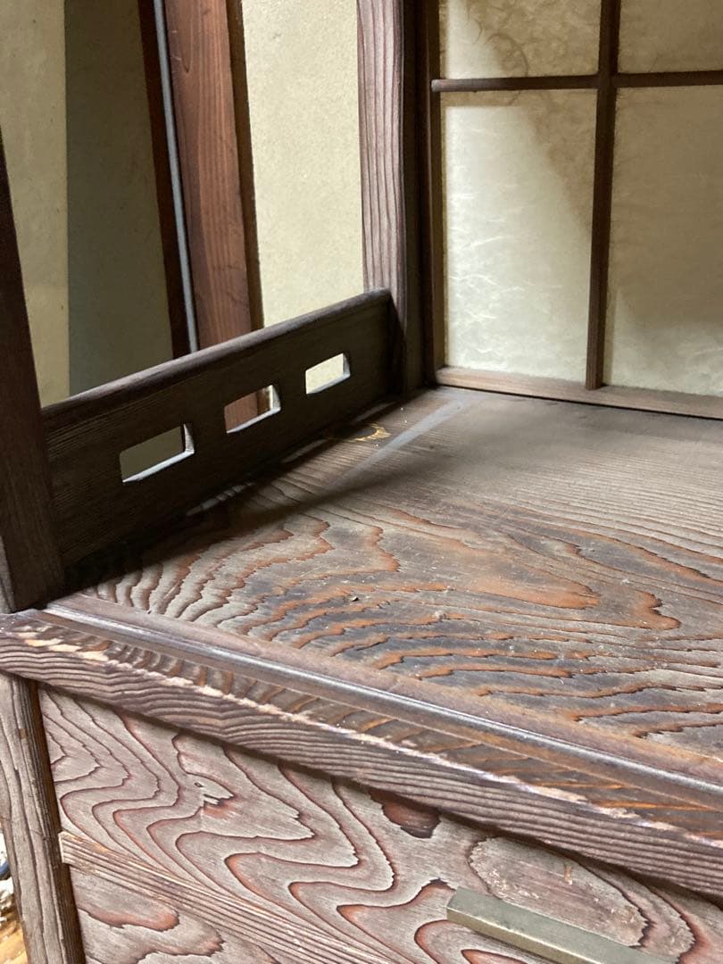 【神代杉】 骨董 アンティーク 飾り棚 茶箪笥 水屋 古民具 天板一枚板