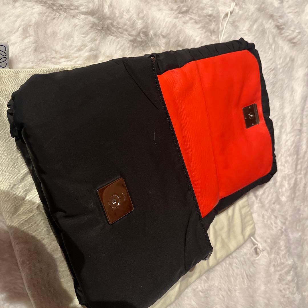 ロエベ　ゴヤパファーB896G22X01 ショルダーバッグ