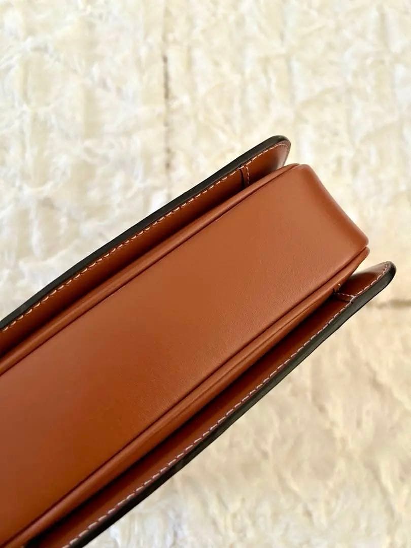 【衝撃価格】新品CELINE セリーヌ ティーン トリオンフ　バッグ　正規品