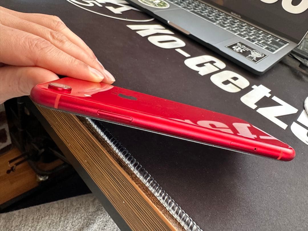 【極美品・バッテリー93%】iPhone XR 128GB レッド SIMフリー