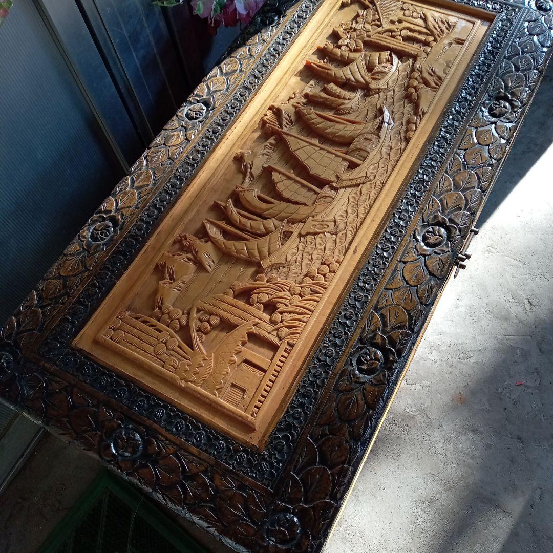 木彫のローチェスト　箱　アジアン