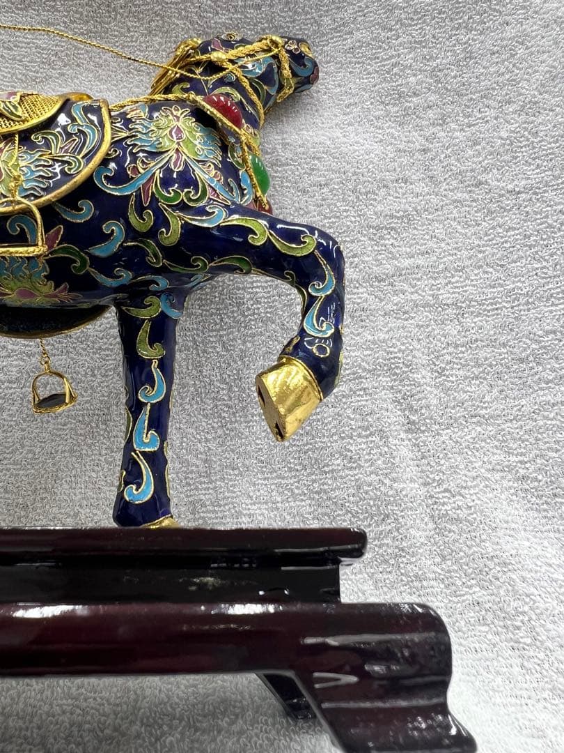 中国工芸　七宝焼　馬　金工細工馬置物