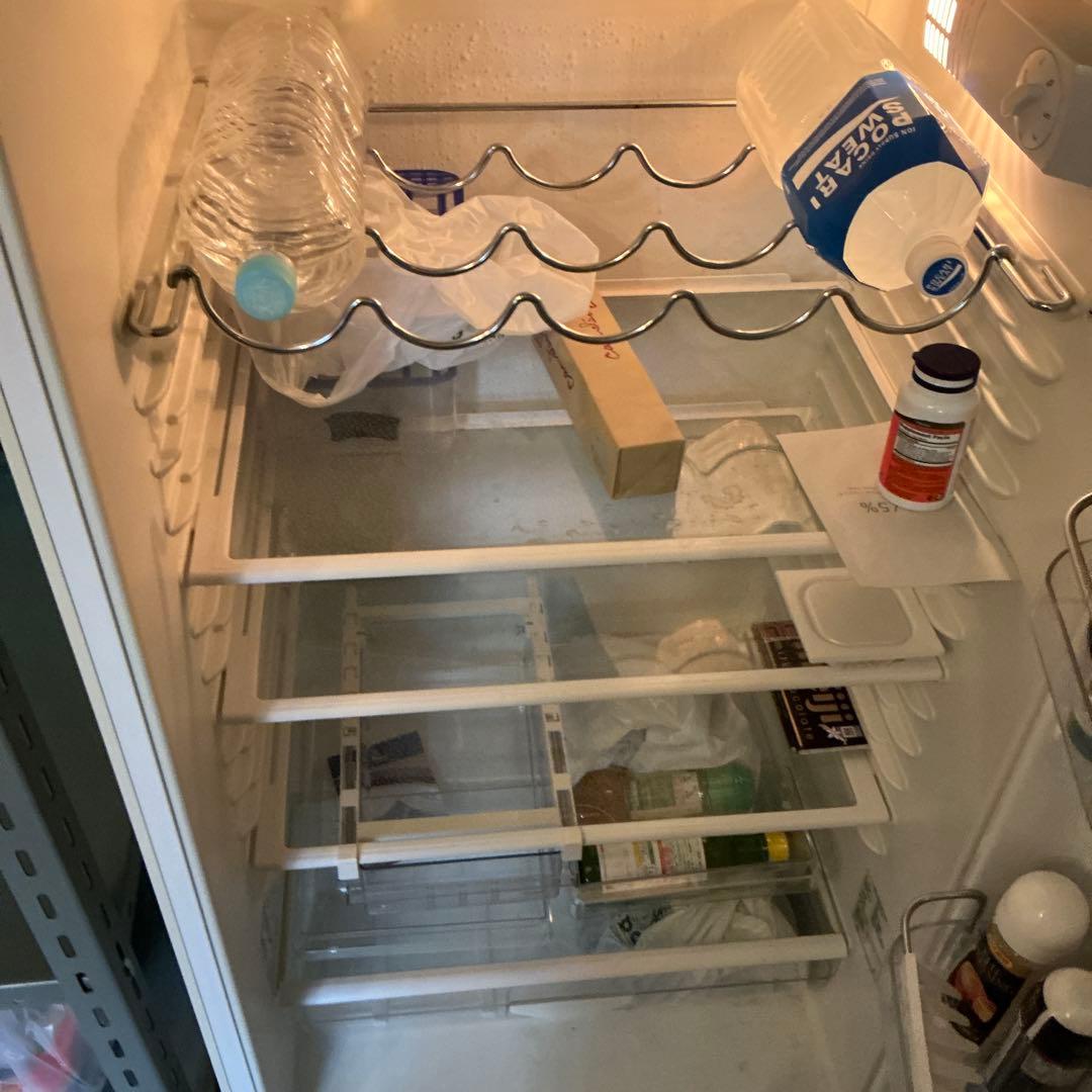 dovelly SMEG クリーム色 冷蔵庫 レトロデザイン