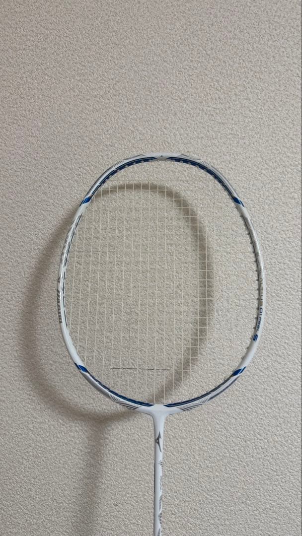 バドミントンラケット　ミズノ　ALTIUS 01FEELS