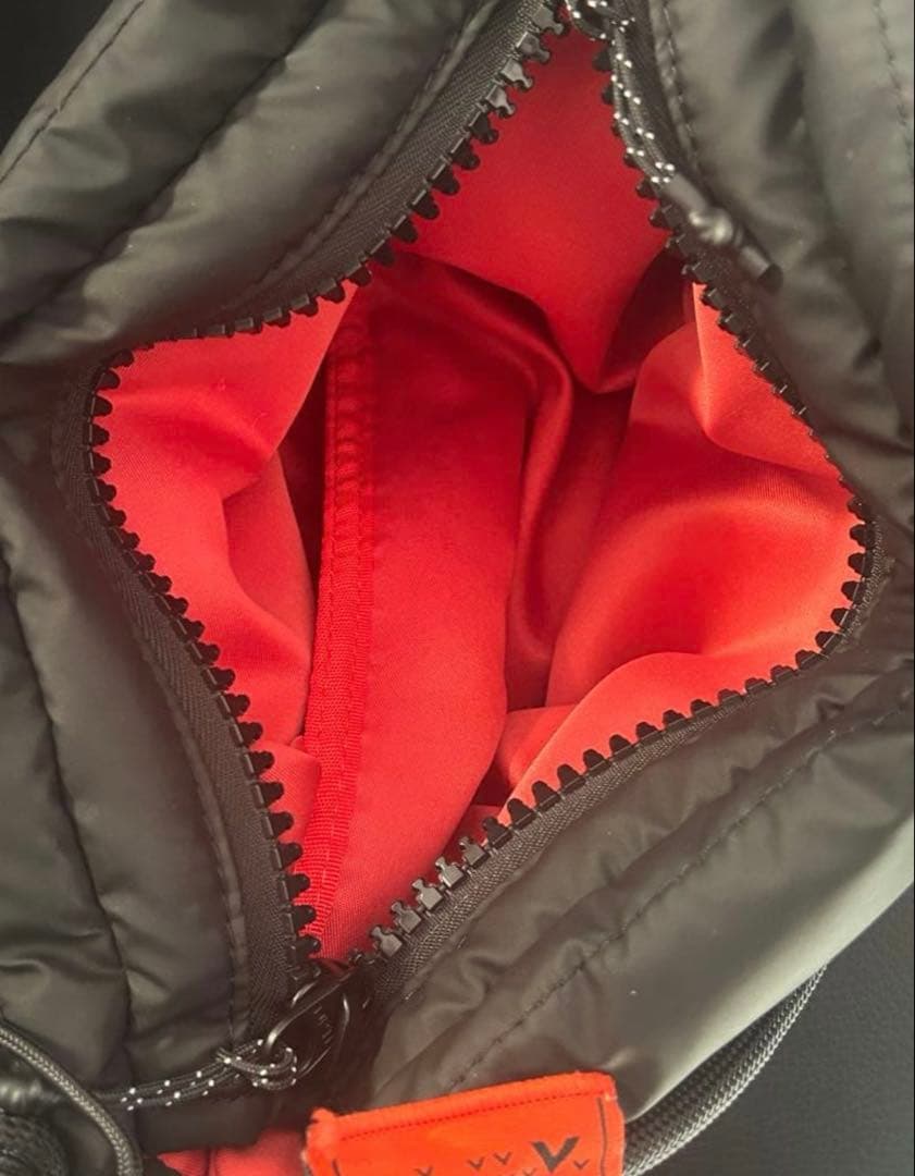 topologieべサス ショルダーbagストラップ付　Black✖️Black