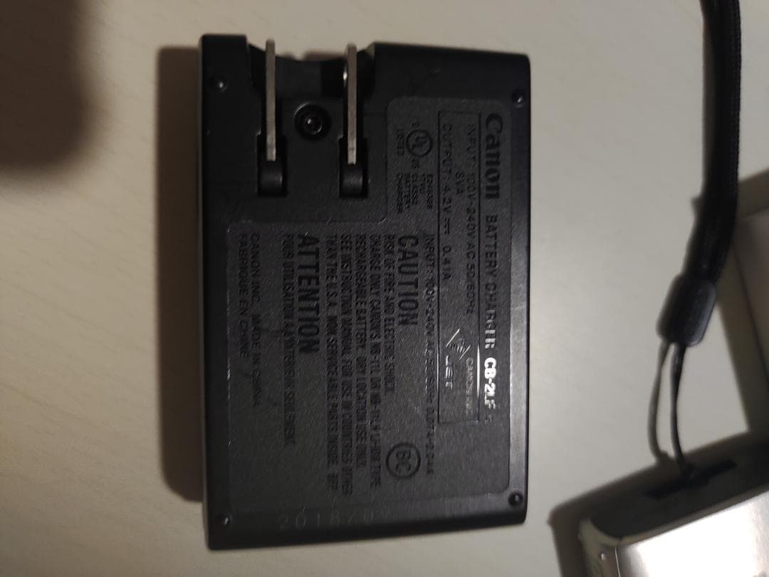 Canon IXY 650 SL キヤノン コンパクトデジタルカメラ シルバー