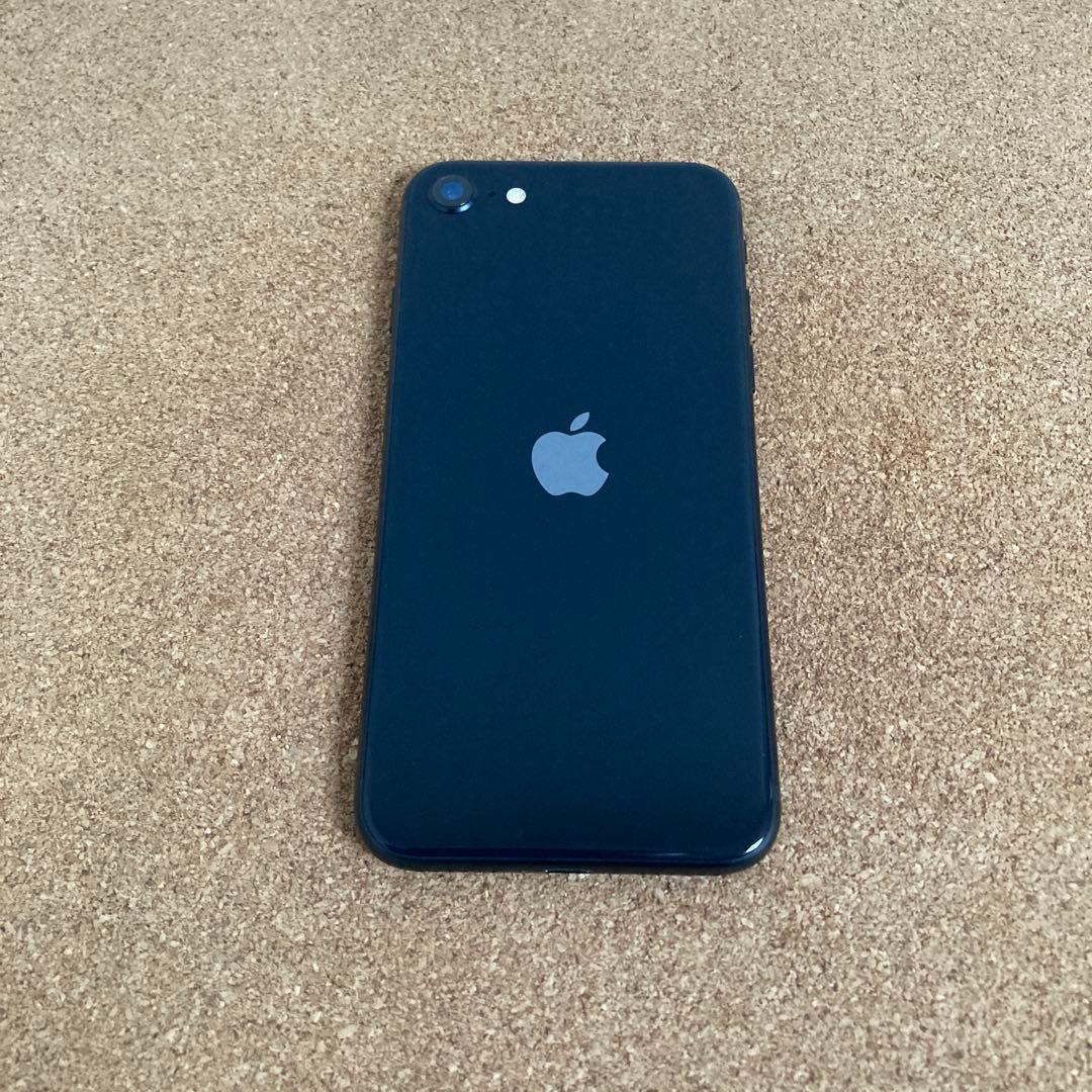 4033 美品☆電池新品☆iPhoneSE3 128GB SIMフリー☆