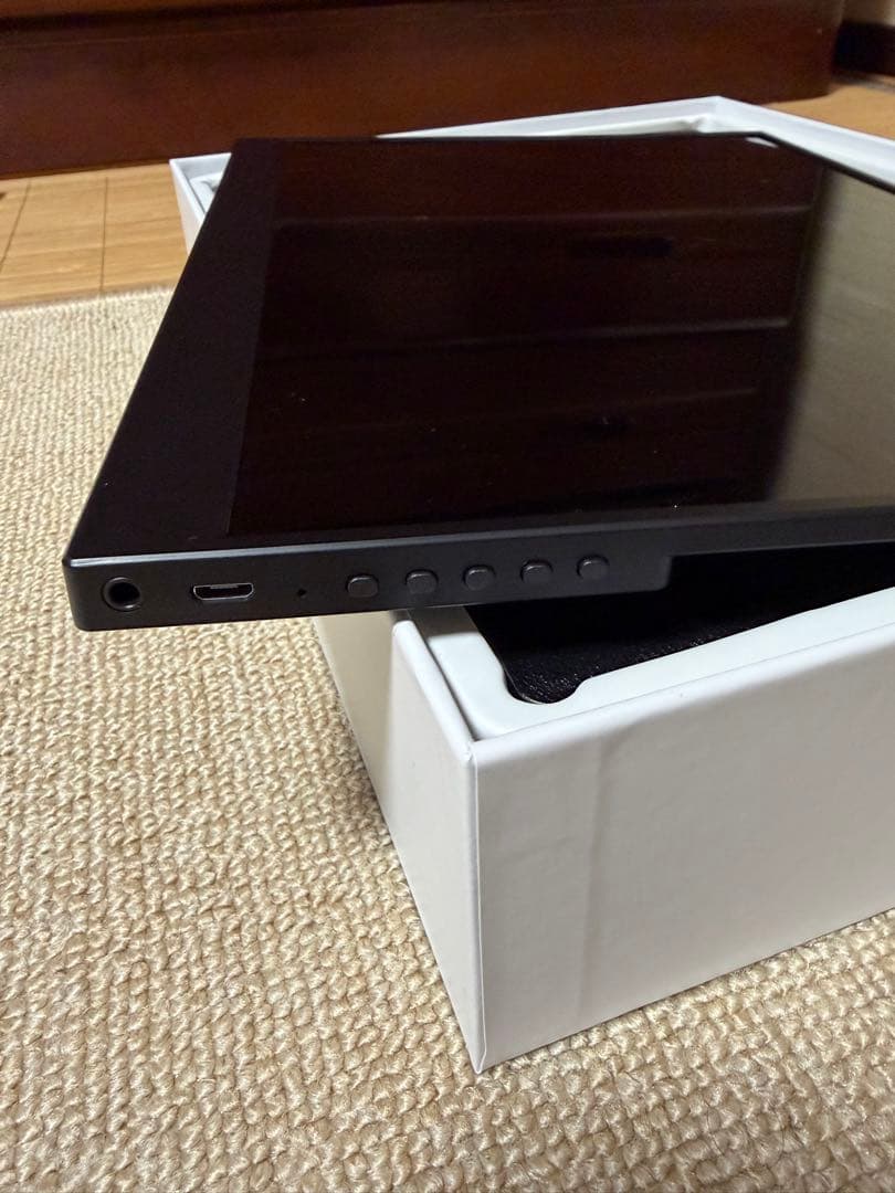 未使用品EVICIV14型モバイルモニター　M140J03