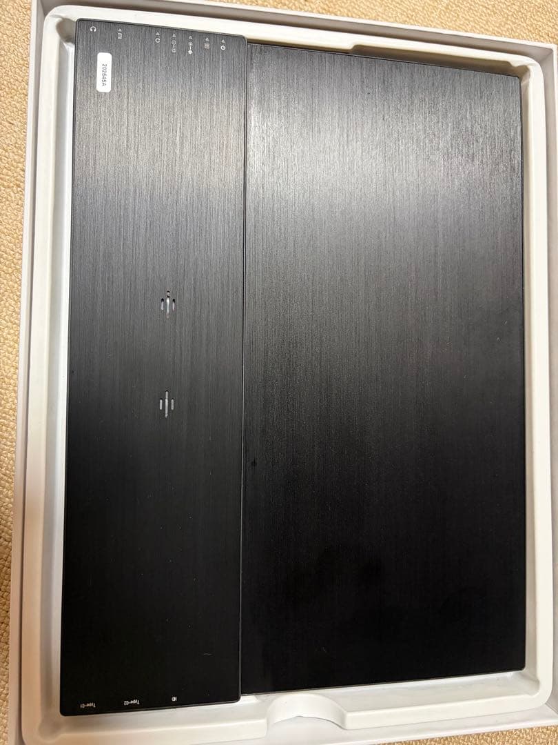 未使用品EVICIV14型モバイルモニター　M140J03