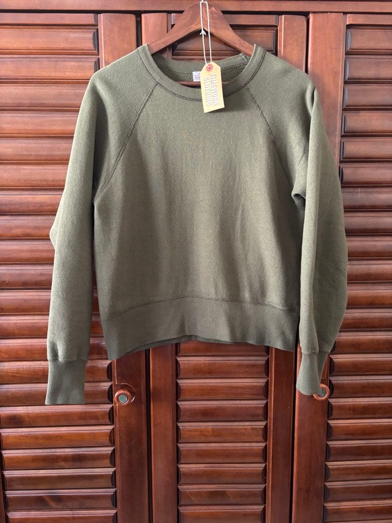 トップス Atlast&Co OLIVE SWEAT SHIRT 40