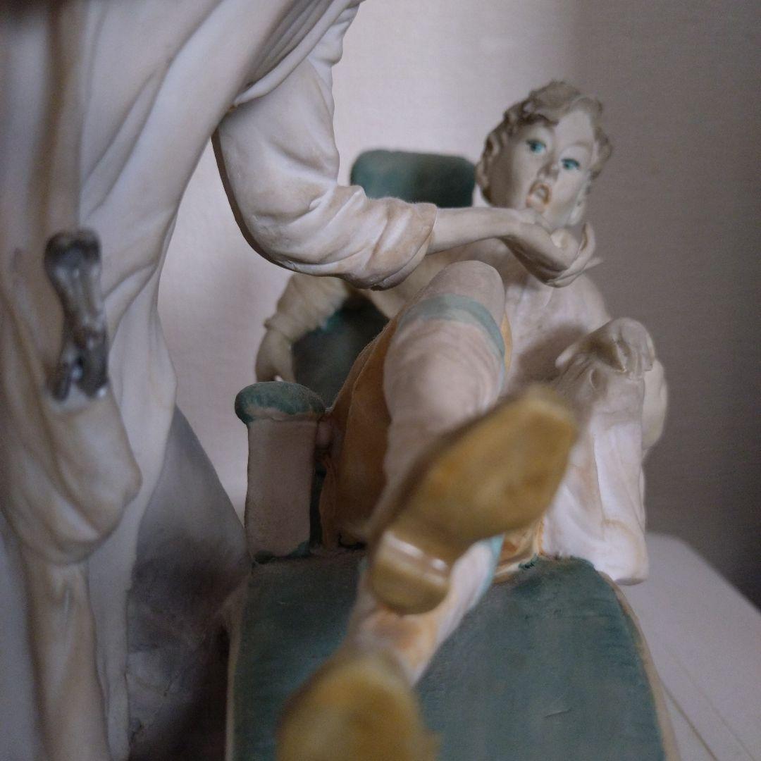 ❇️【訳ありセール】歯医者と子供の陶器 アンティーク仕様