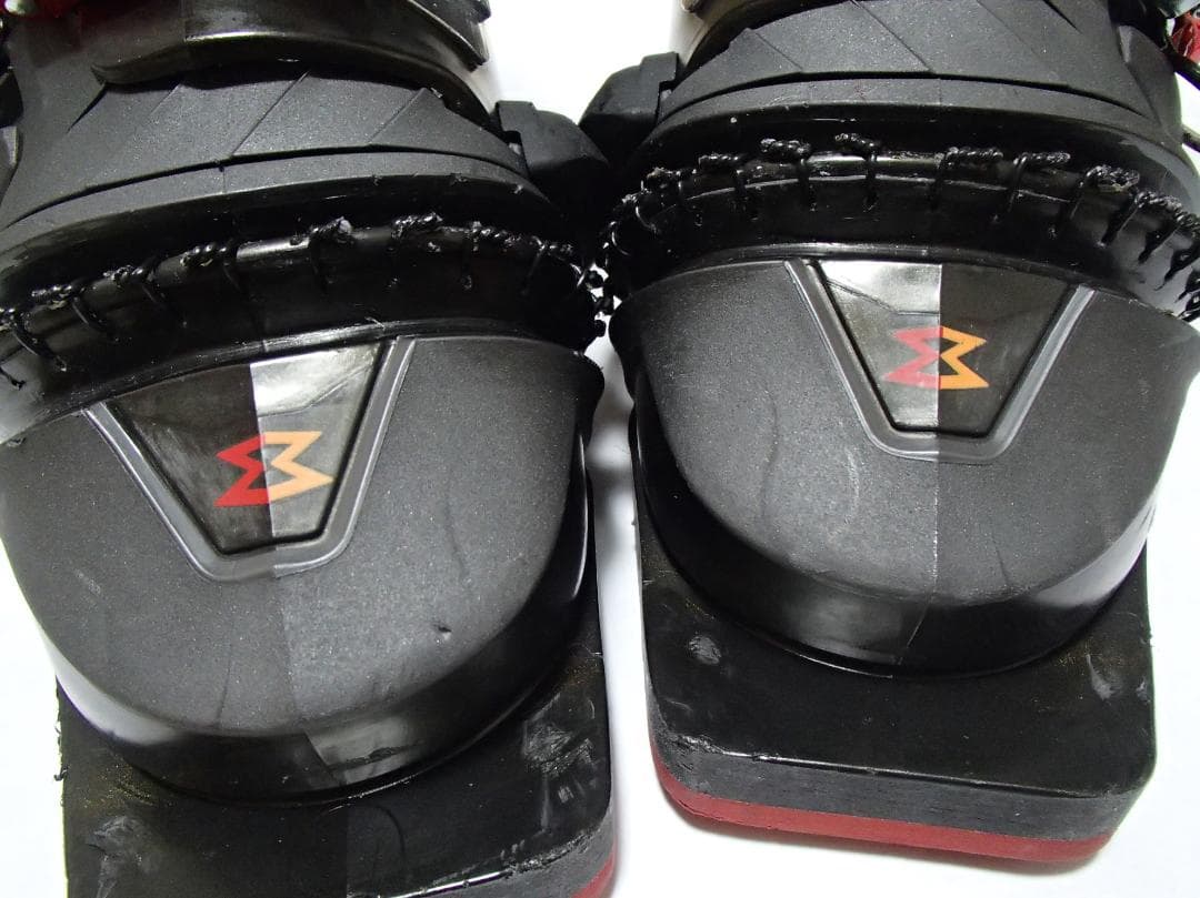 テレマークブーツ　ガルモントアテーナ