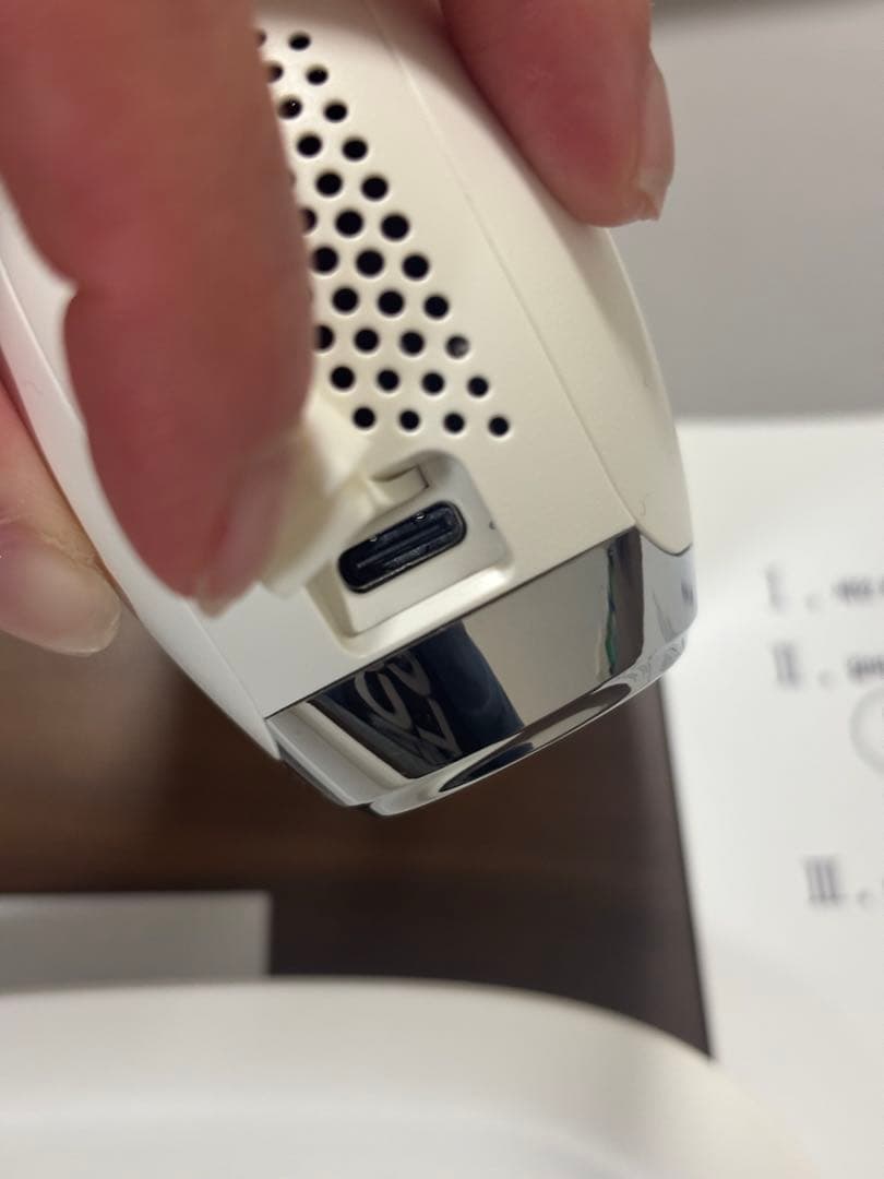 VIVECA 美顔器 ホワイト