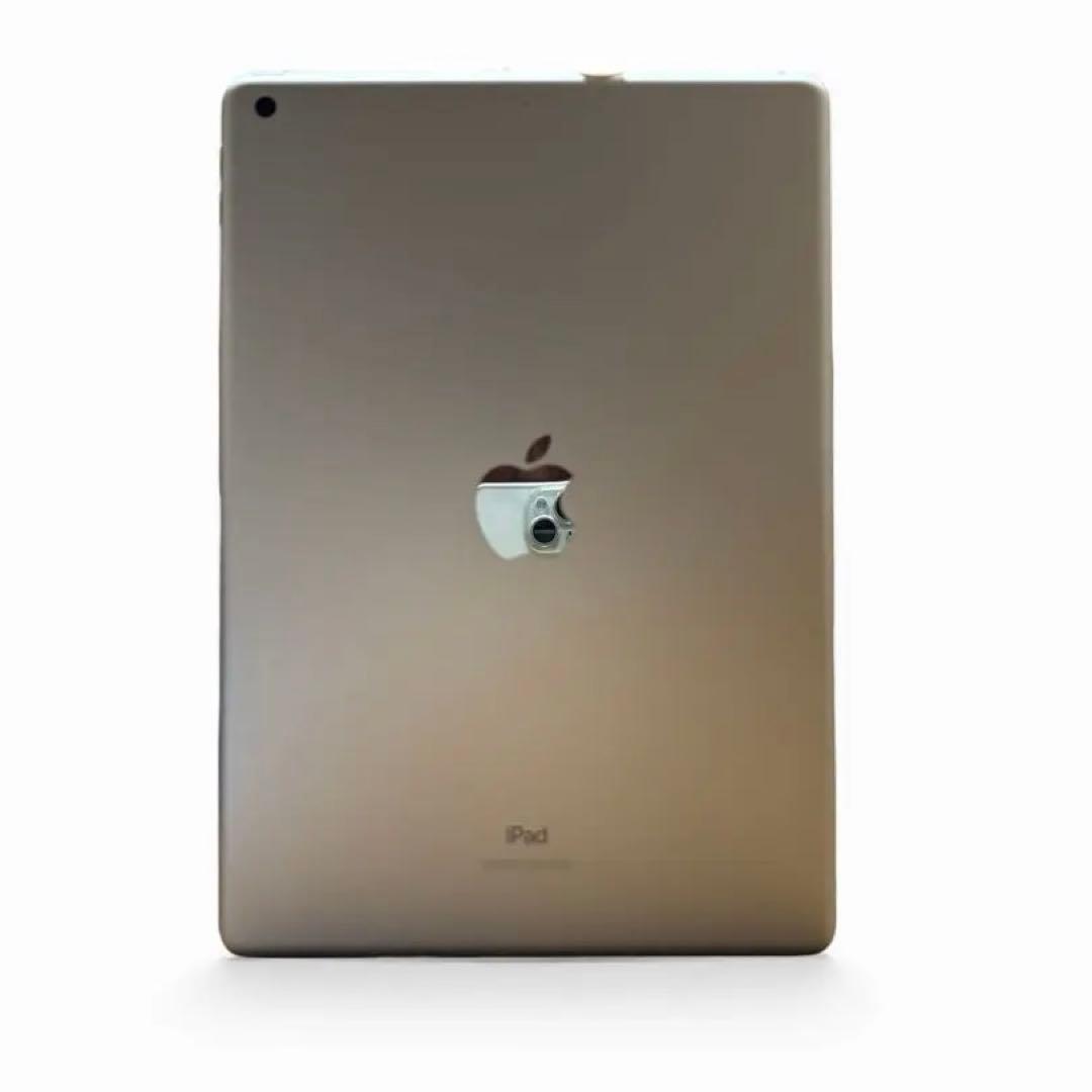 ipad 第７世代　32gb シルバー　初期化済み　 箱あり