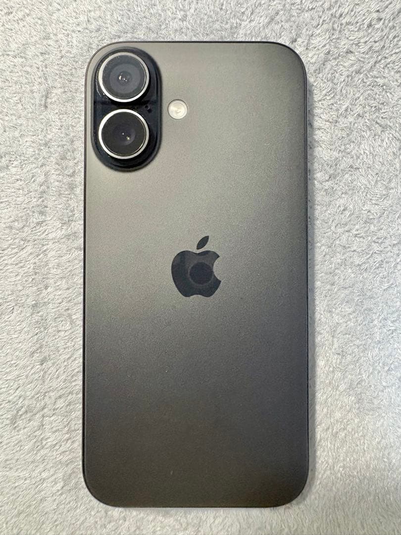 iPhone 16 128GB ブラック SIMフリー【液晶無傷・付属品完備】