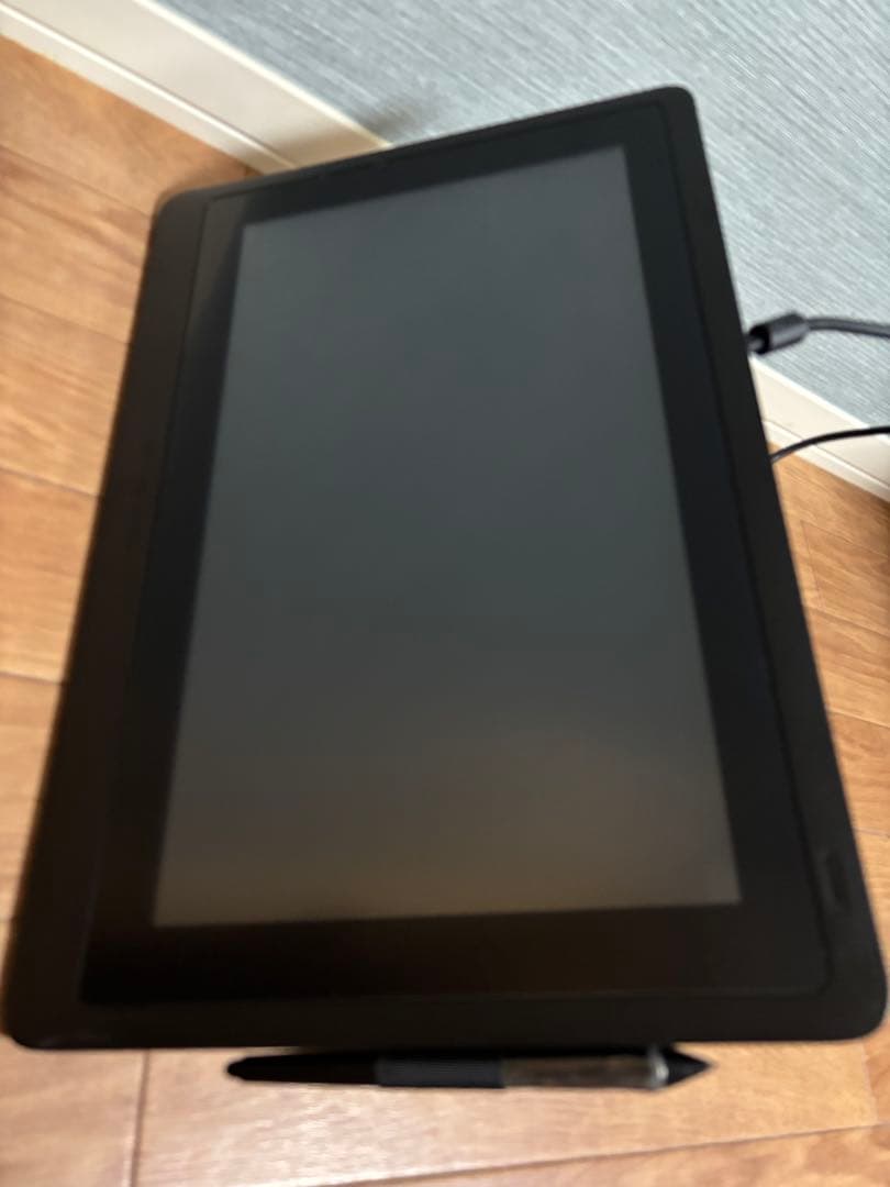 【ほぼ新品】新年セールWacom 大型ディスプレイフィルムペンタブレット