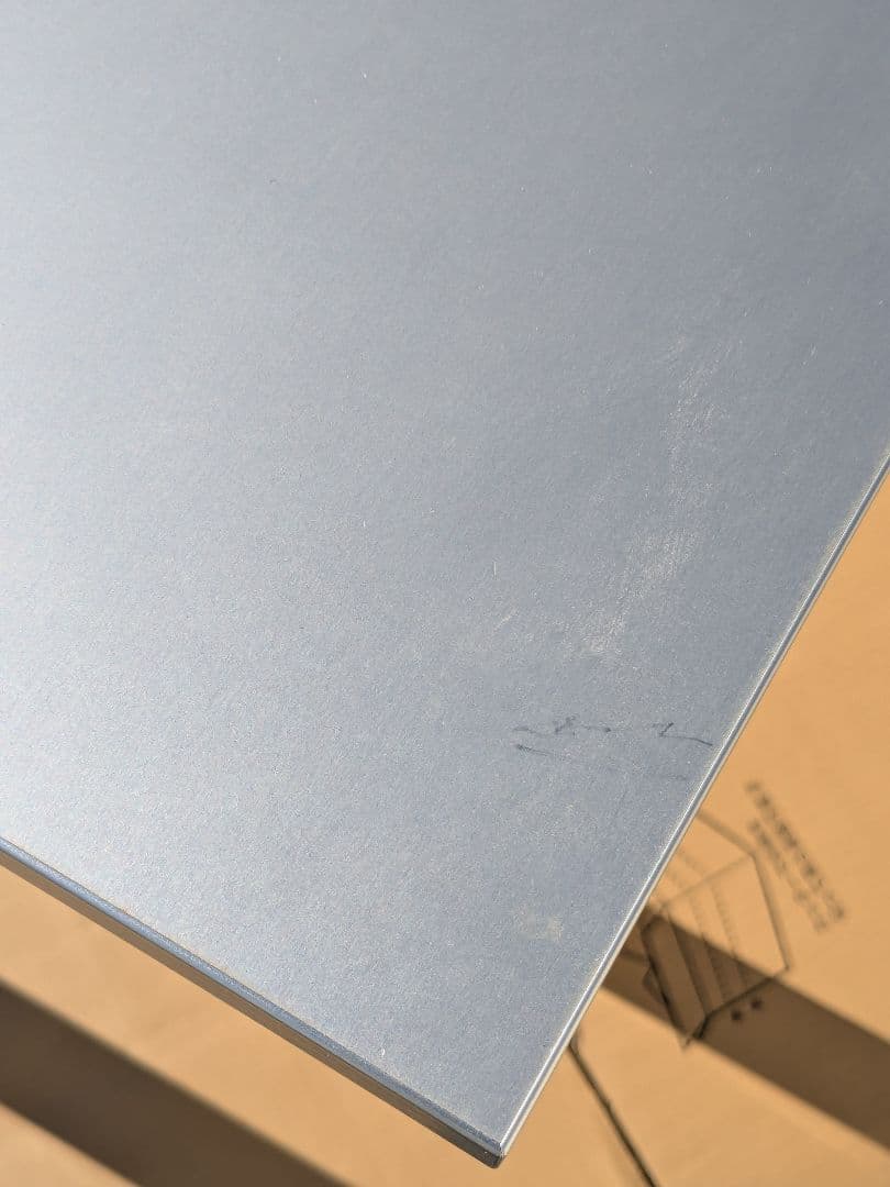 カッシーナ アルミ テーブル 1台 ②