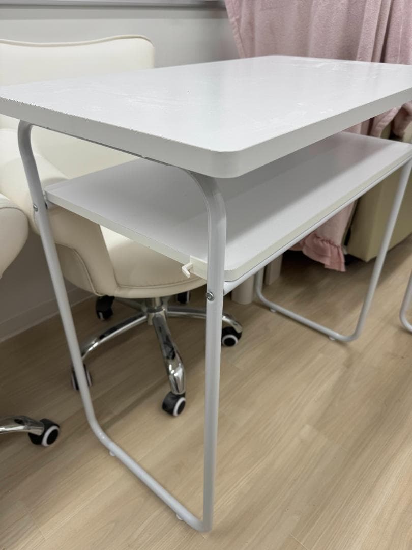 ネイルテーブル　【メーカー廃盤貴重品】