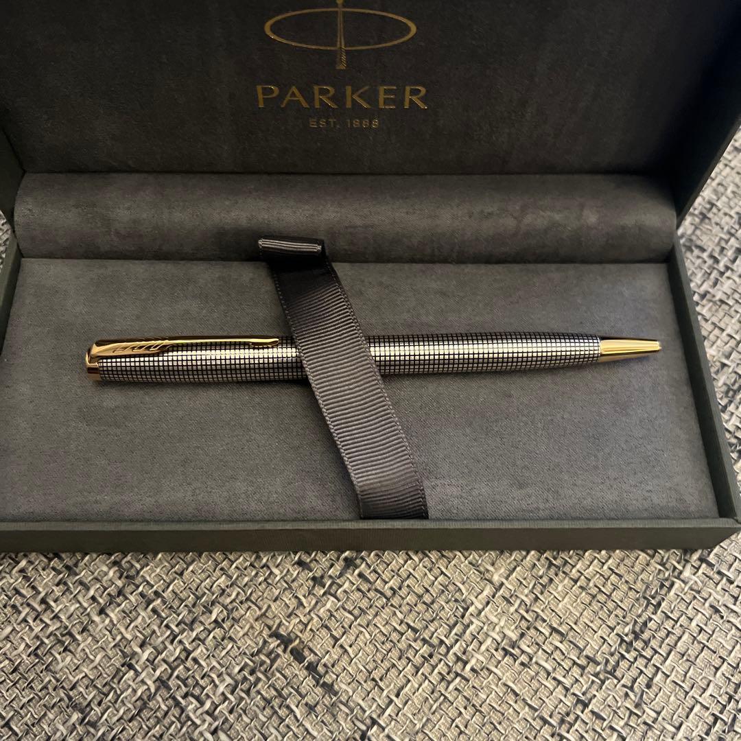 大*来様 Parker ボールペン シルバー・ゴールド