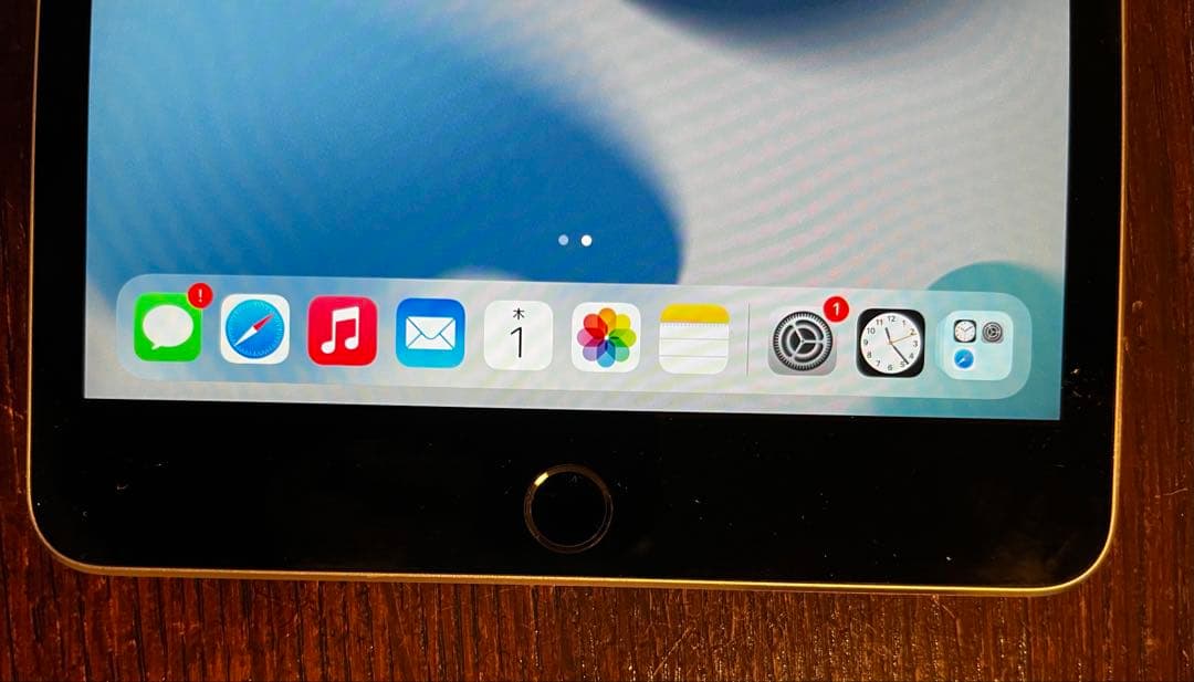 【美品】Apple iPad mini 128G 第4世代