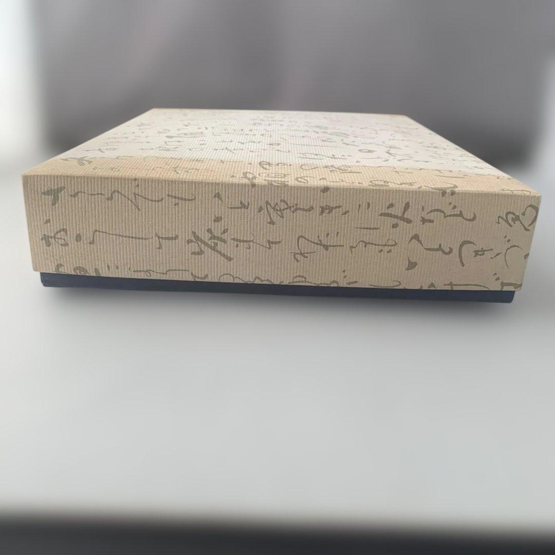 【箱付き】赤頭巾を被った大男の面、裏面は春画