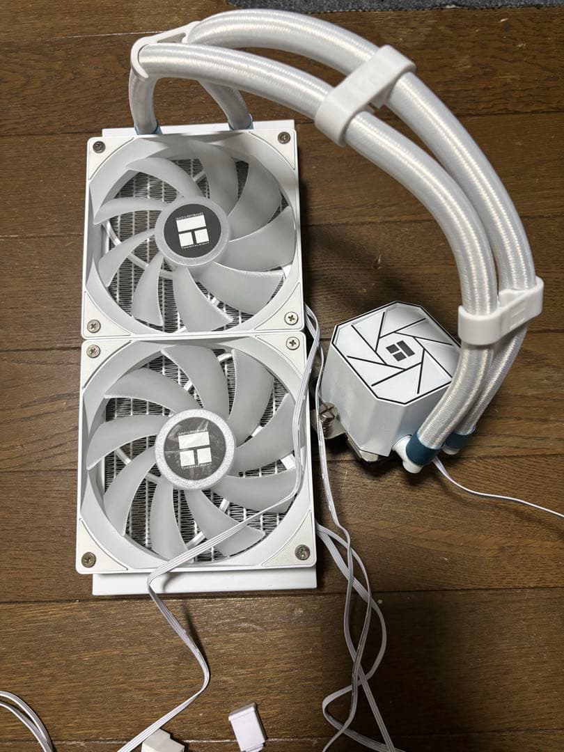 【動作確認済み】corei9 9900+白いマザーボード+簡易水冷セット