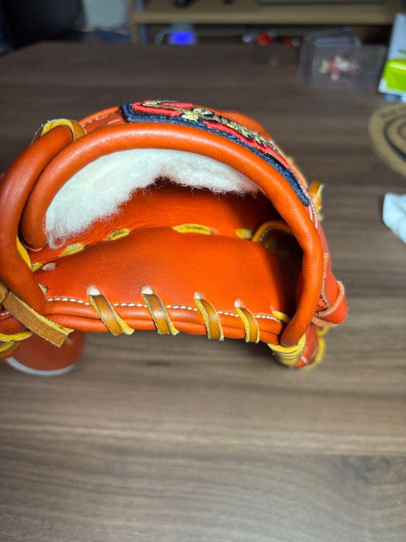 ユ*イ様 【美品】Slugger KSN-AR4 オレンジ グローブ