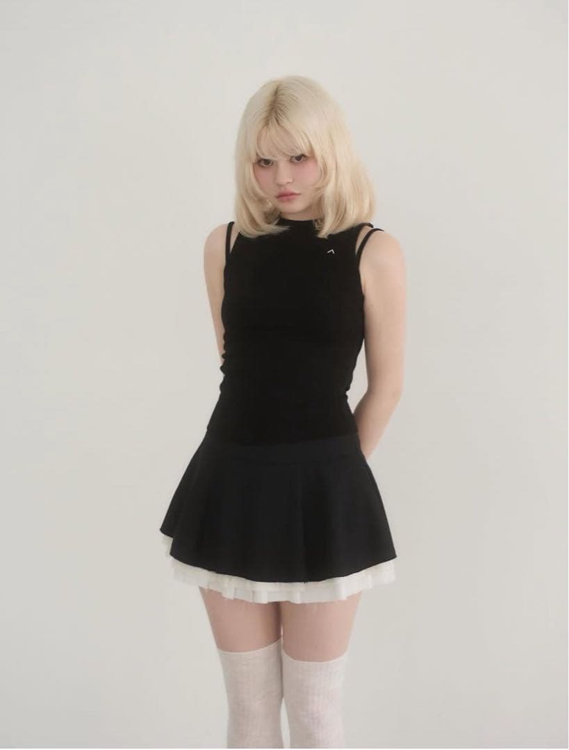 Andmary Heart point tops ♡