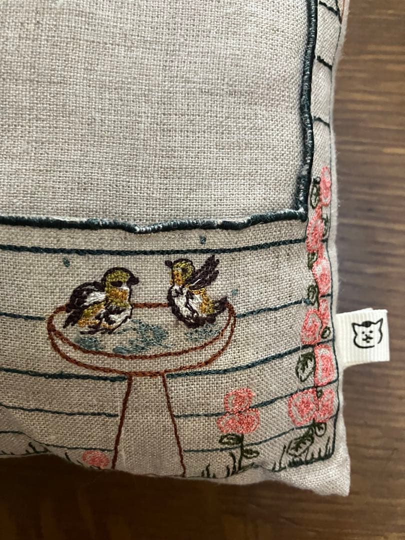 コーラル&タスク 猫村さん 小さなピローのポケットハウス 新品