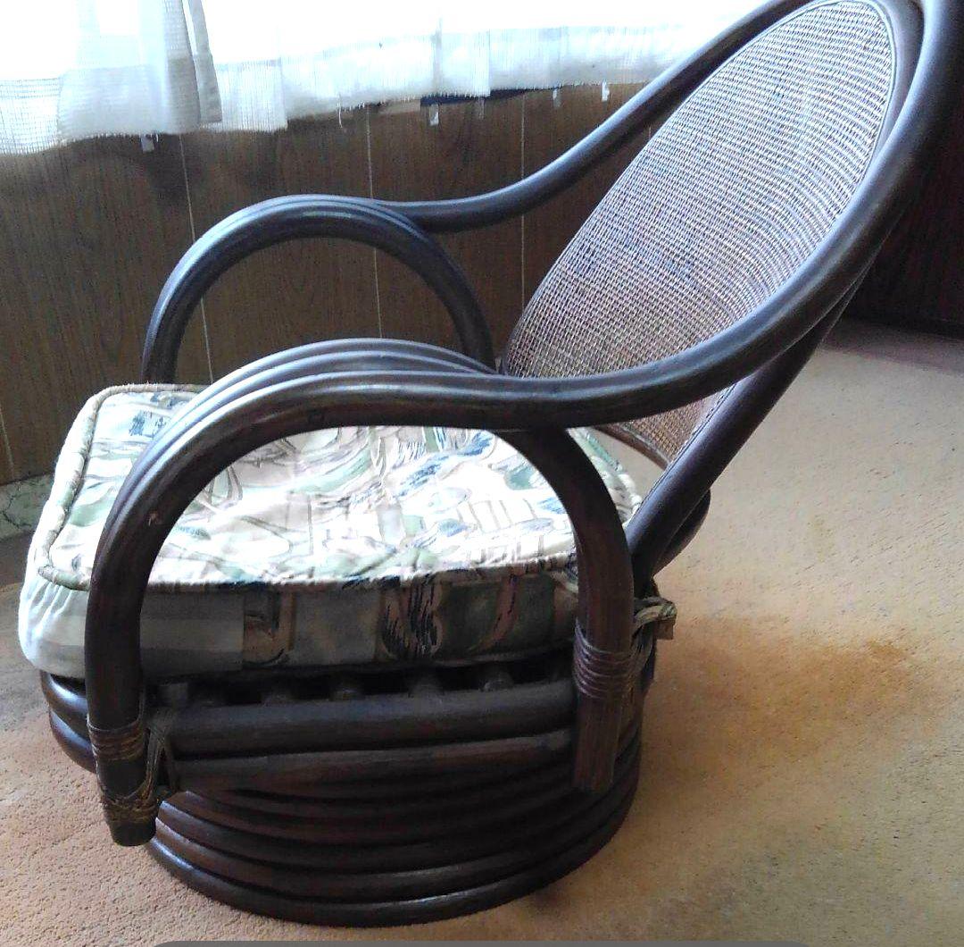 レトロ　籐製の回転式座椅子