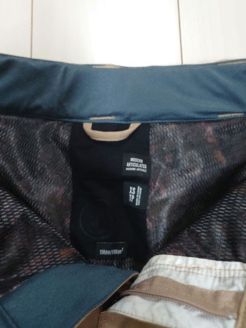 VOLCOM スノーボードウェア 上下セット