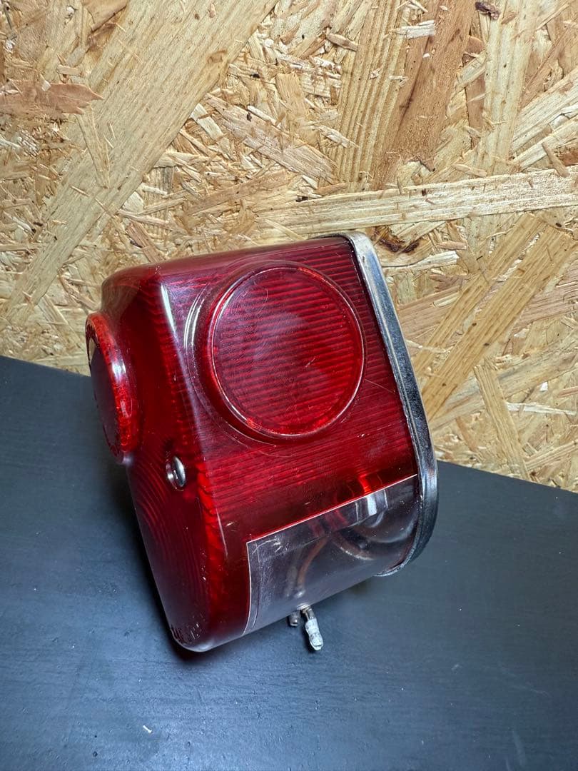 激レア　入手困難　モンキー純正　3つ赤テール