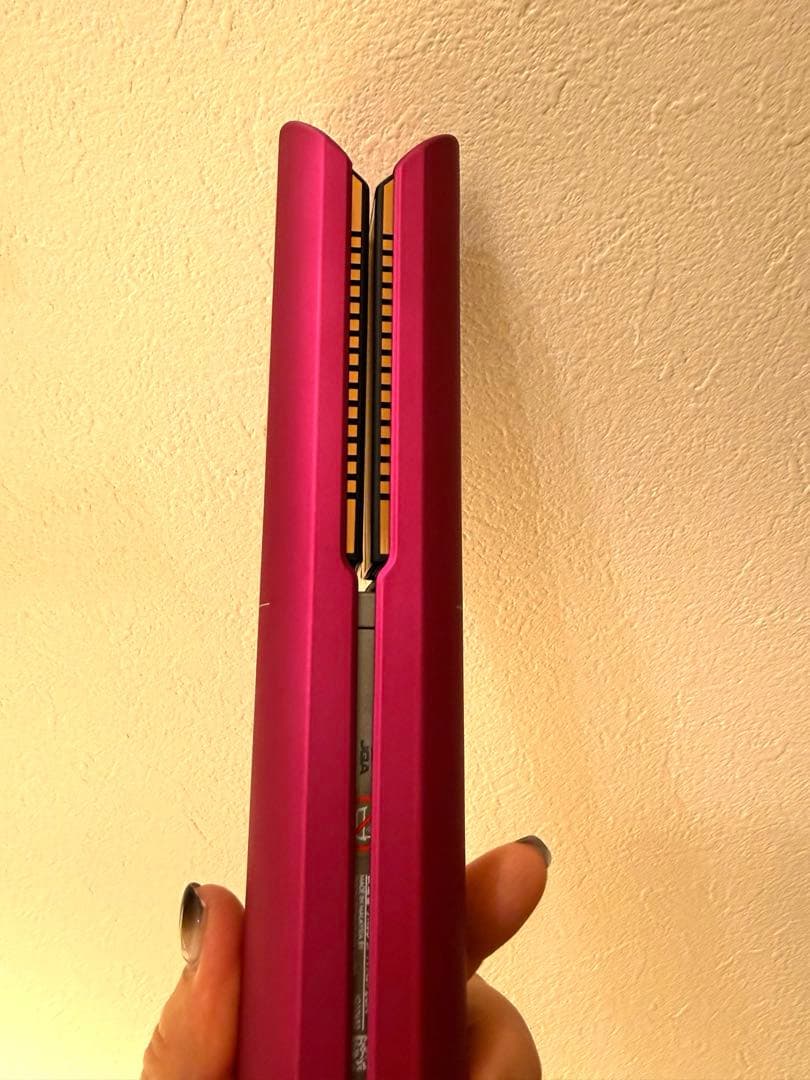 ダイソン Dyson Corrale ヘアアイロン ストレートアイロンほぼ新品！
