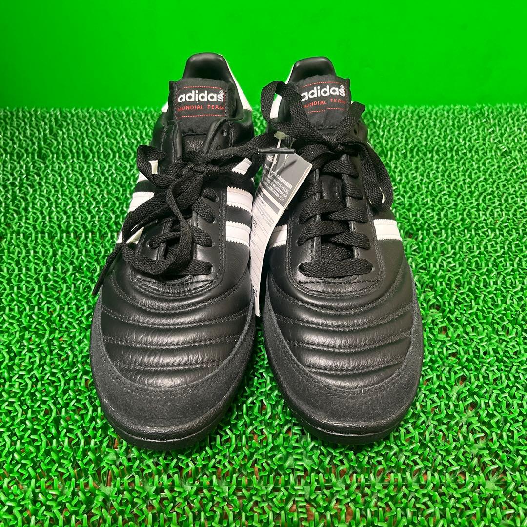 アディダス トレーニングシューズ ムンディアルチーム(ブラック×ホワイト)