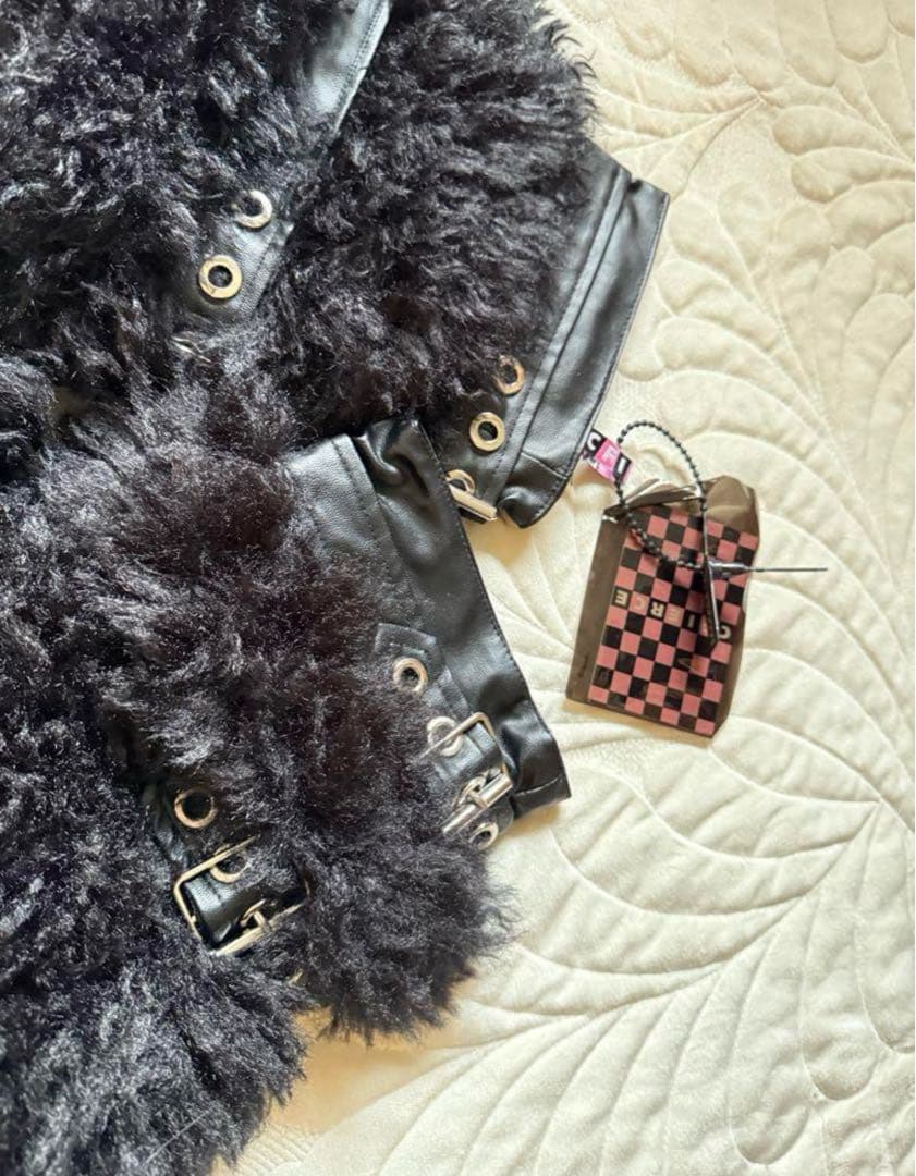 即購可cfierce ブラック　ファー　レッグウォーマー　y2k 00s