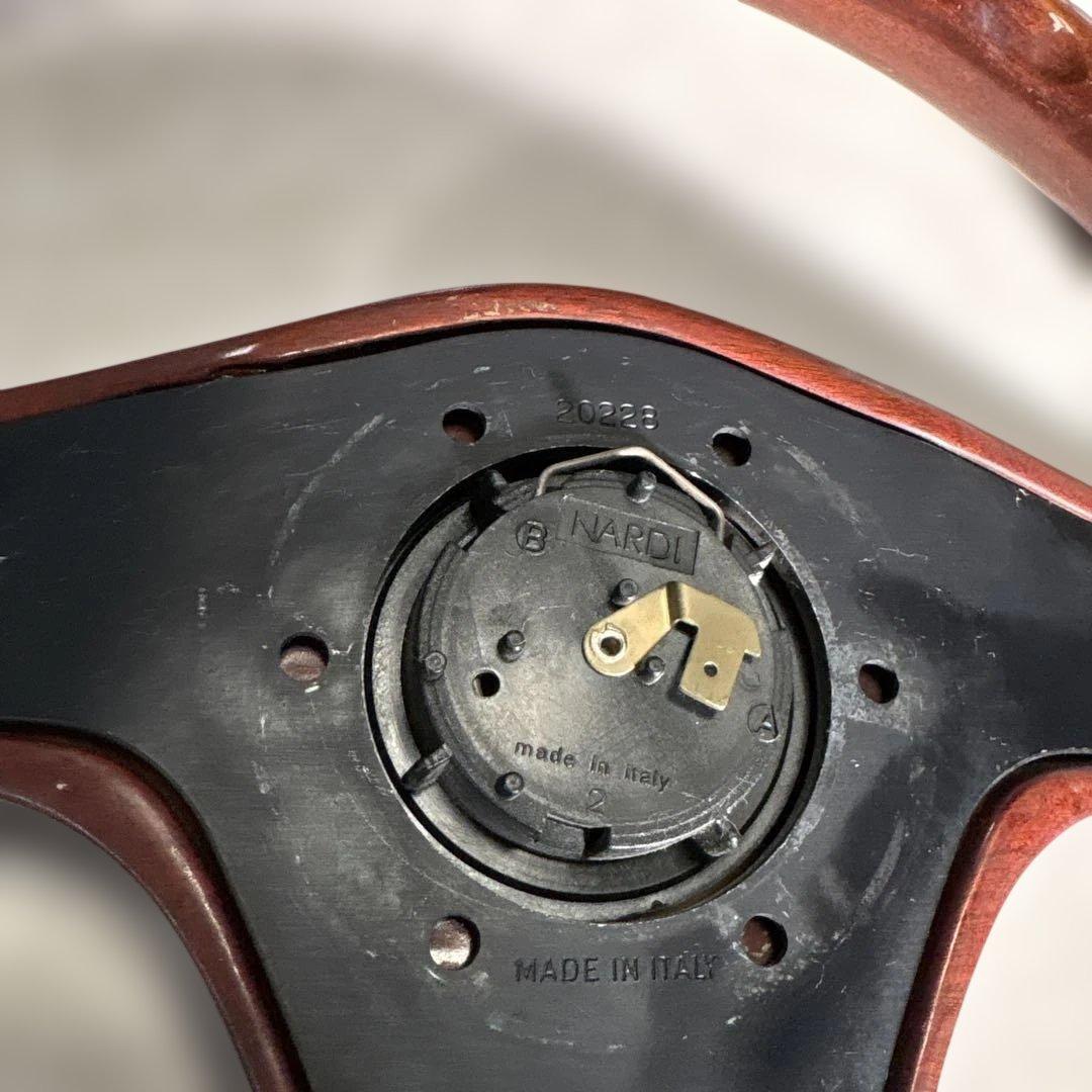 Nardi ND ウッド ステアリング 3本スポーク