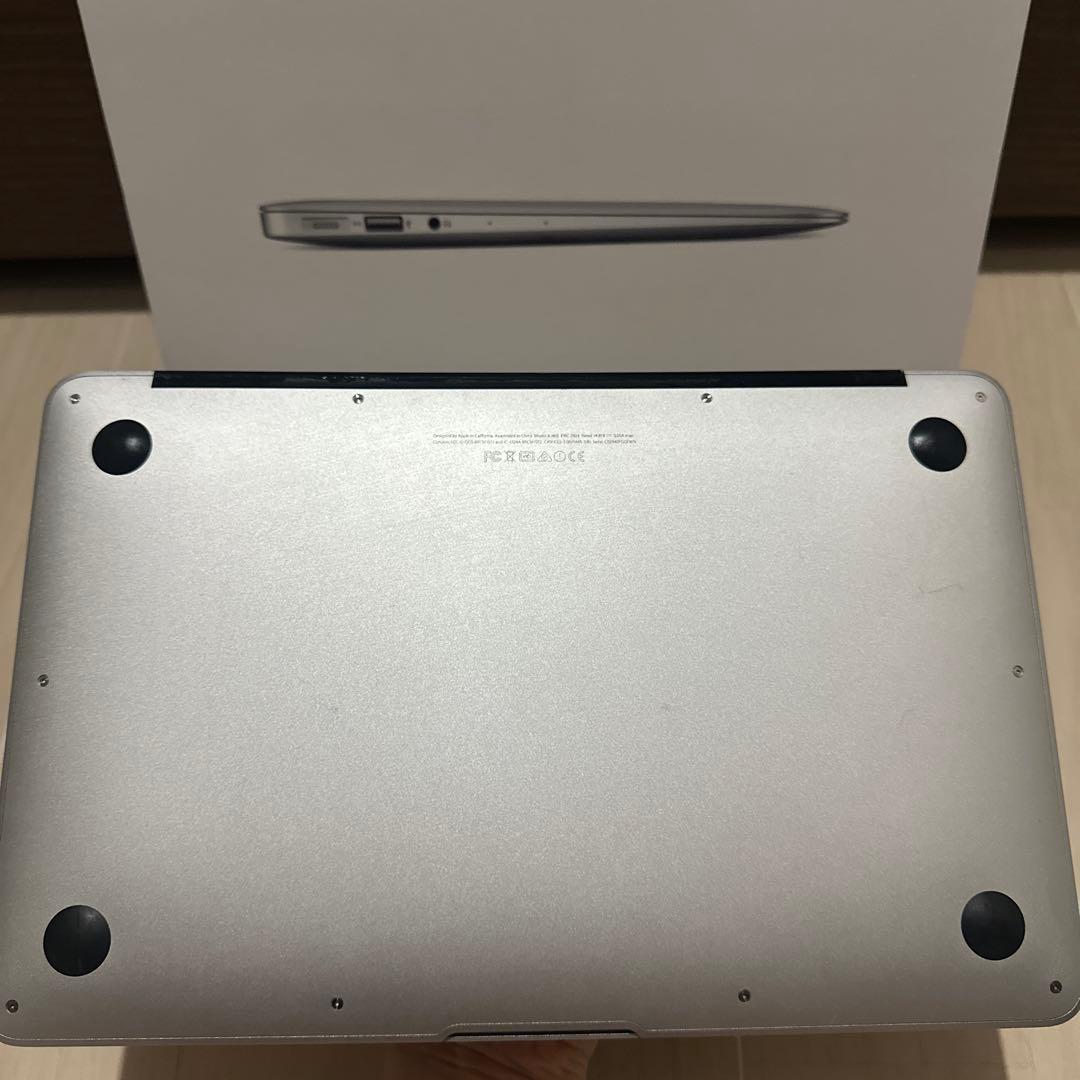 MacBookAir 11インチEarly 2015 256GB 充電器付き