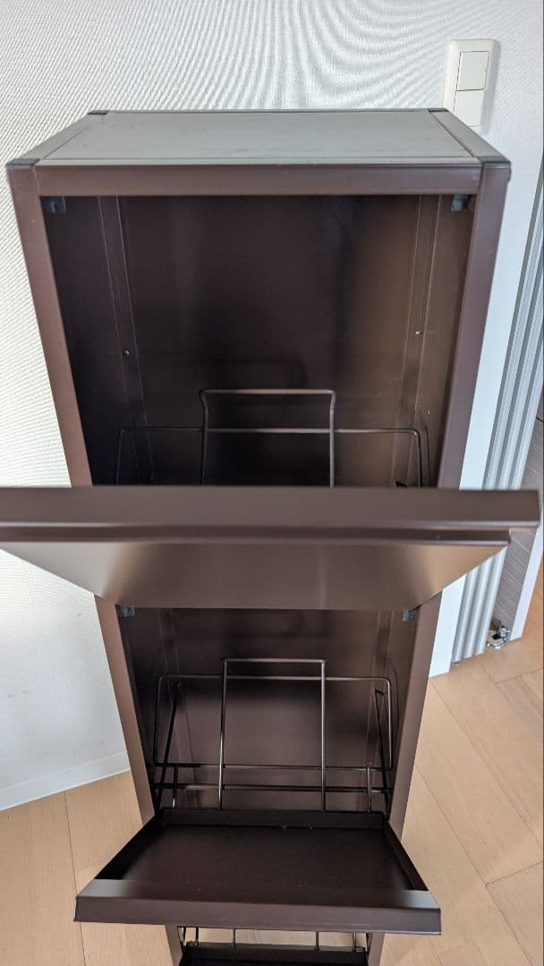ダストボックス３段（３分別ゴミ箱）幅約34cm奥行約24.5cm高さ約127cm
