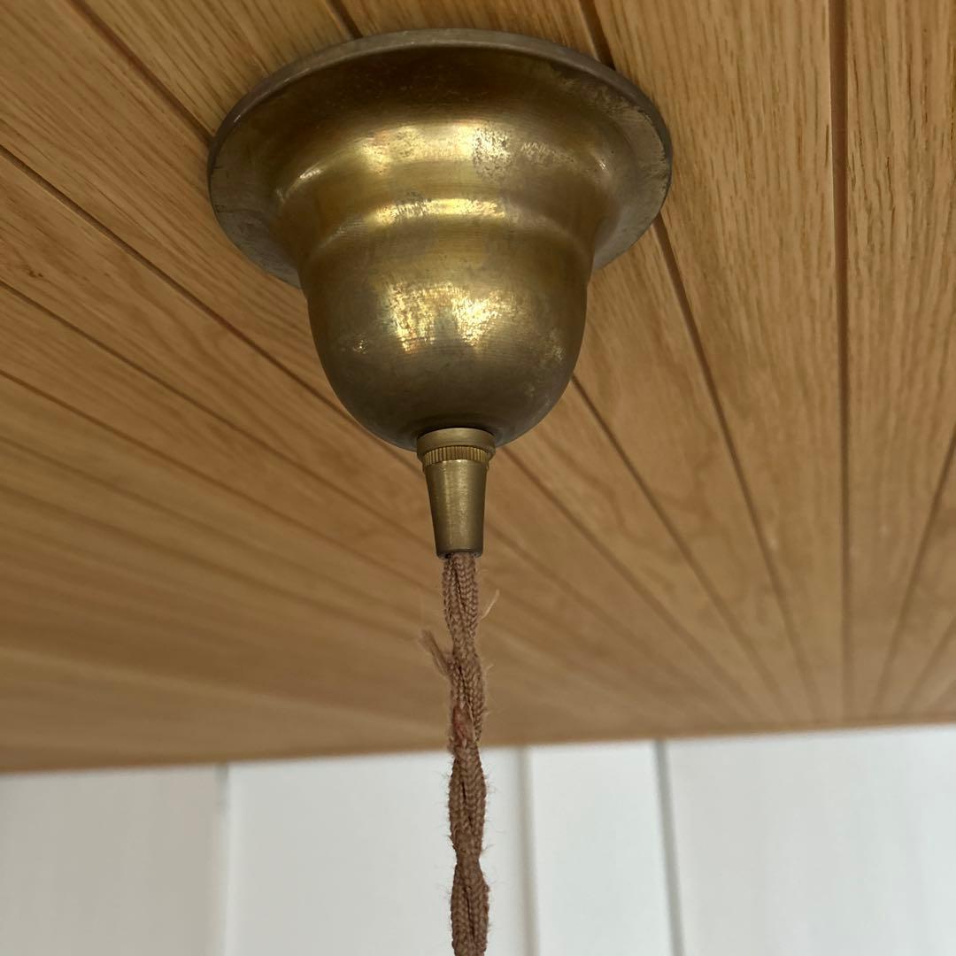 イギリス　アンティーク　ペンダントライト　ホワイト　マット