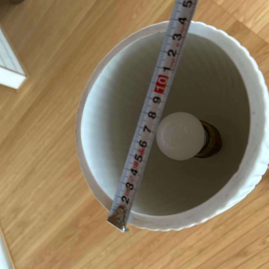 イギリス　アンティーク　ペンダントライト　ホワイト　マット