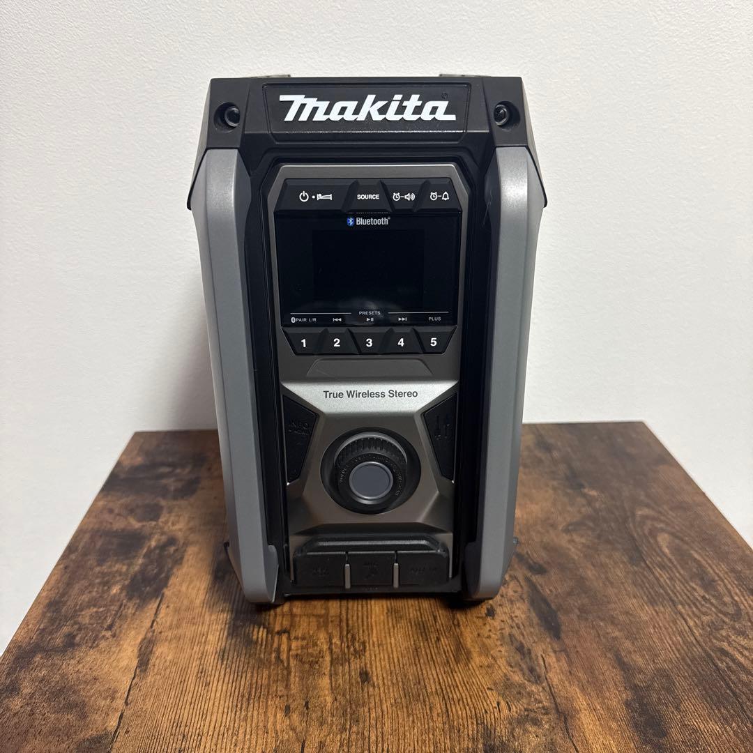 マキタ　ラジオMR005G