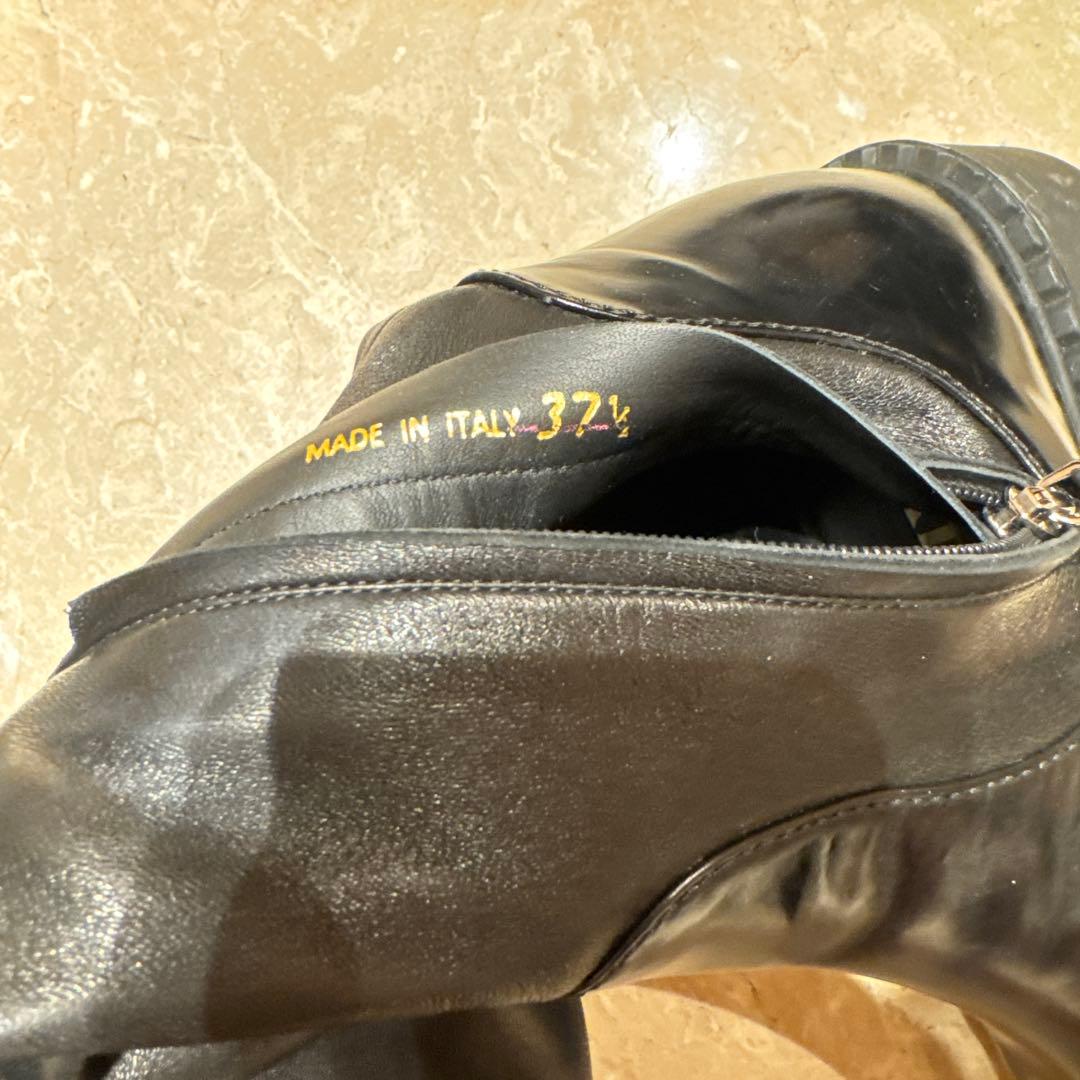 プラダ　ブーツ美品