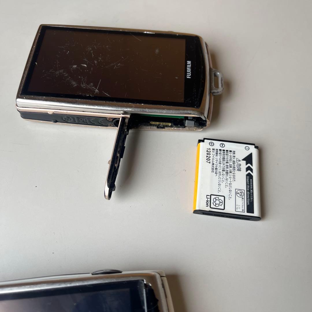 fujifilm z1000 exr ２台セット　カメラ　動作品　ジャンク扱い