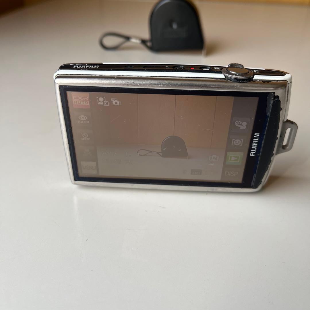 fujifilm z1000 exr ２台セット　カメラ　動作品　ジャンク扱い