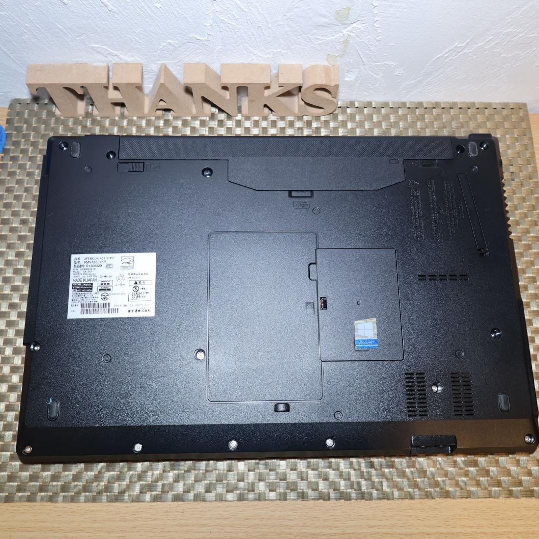 Win11公式対応10世代i3/メ8/新品SSD/DVD/無線/HDMI/カメラ