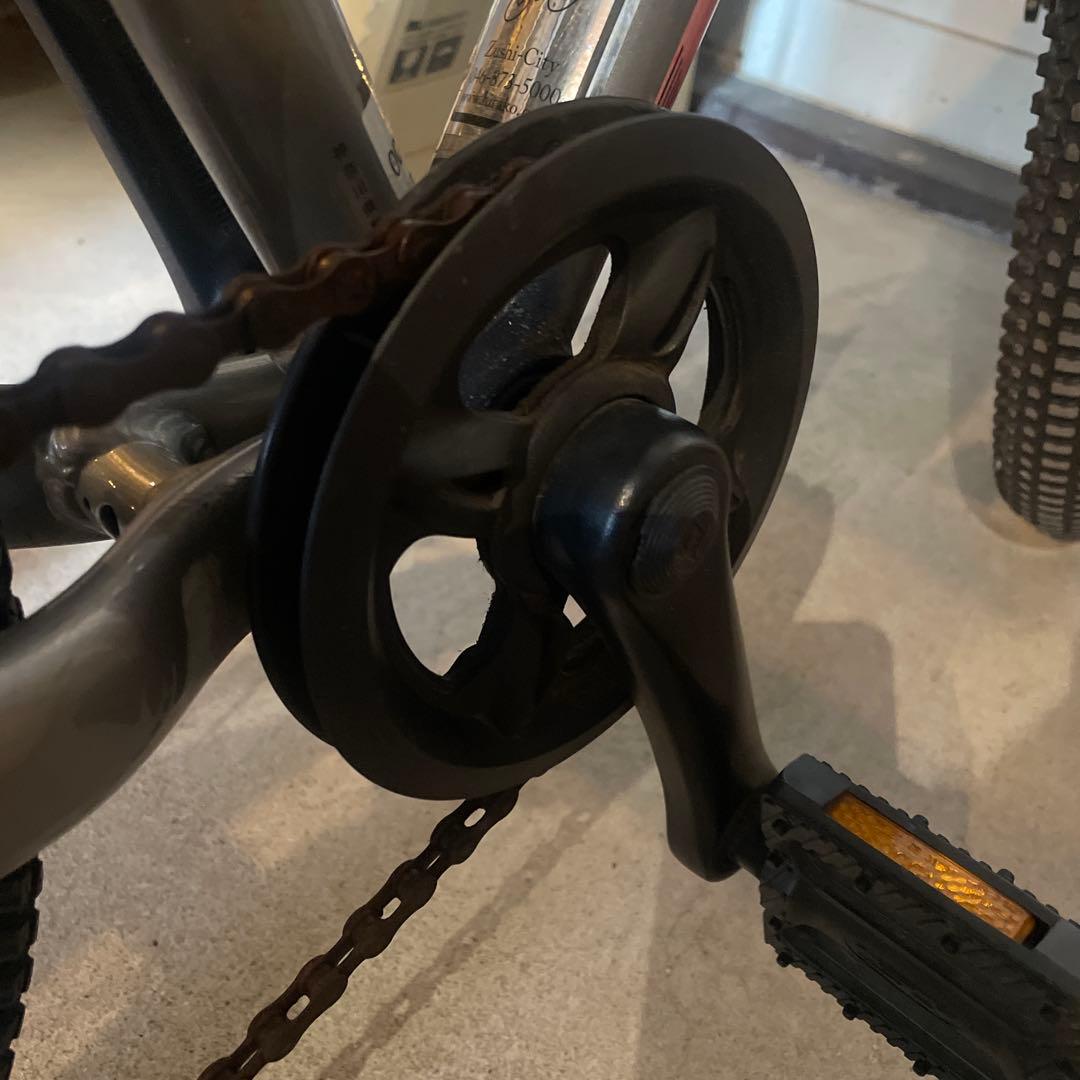 GT stomperキッズマウンテンバイク 20インチ シルバー　引き取り限定